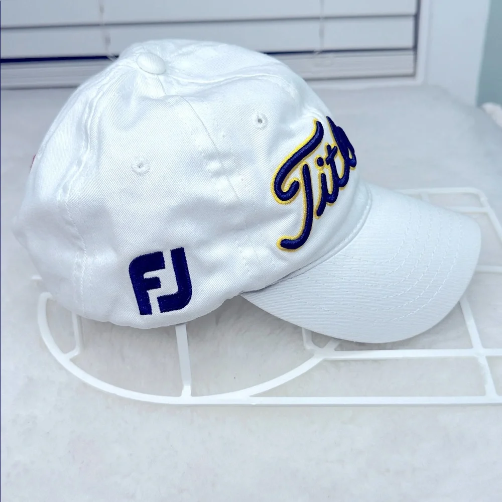 NWT TITLEIST PRO FJ Golf White Hat/Cap Footjoy PurpleGold Embroidered Adjustable - Picture 6 of 9